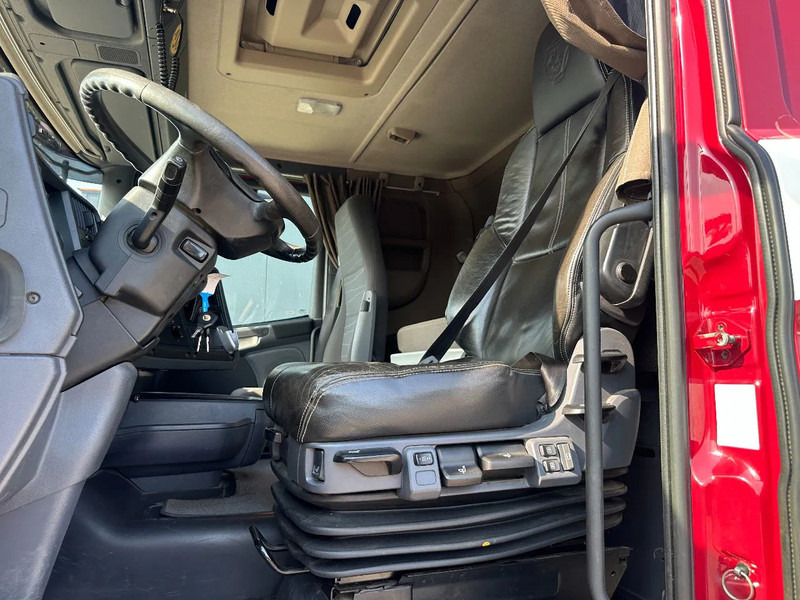 Sadulveok Scania R490 6x4, RETARDER, EURO-6, NIGHT-AIRCO, 1st axle: 9.000kg, NL-truck, APK: 12/2025: pilt 14 Sadulveok Scania R490 6x4, RETARDER, EURO-6, NIGHT-AIRCO, 1st axle: 9.000kg, NL-truck, APK: 12/2025: pilt 14