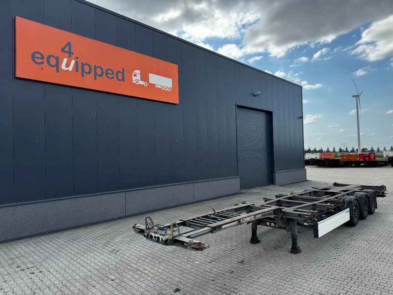Schmitz Cargobull 45FT HC, Scheibebremsen, Liftachse, vorne + hinten + Stoßstange ausziehbar, NL-Chassis - Konteinerveduk/ Tõstukiga poolhaagis: pilt 1 Schmitz Cargobull 45FT HC, Scheibebremsen, Liftachse, vorne + hinten + Stoßstange ausziehbar, NL-Chassis - Konteinerveduk/ Tõstukiga poolhaagis: pilt 1
