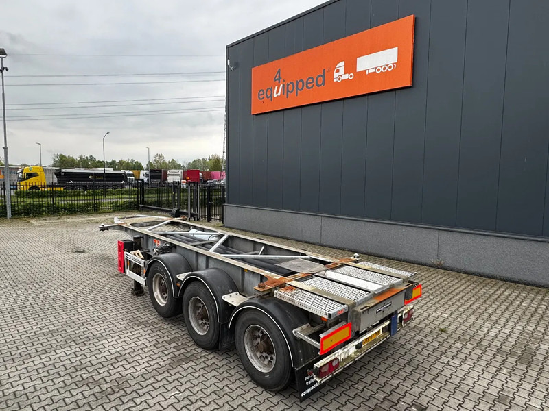Van Hool 20FT /20FT SWAP ADR (EX/II, EX/III, FL, OX, AT), BPW, disc brakes, liftaxle, galvanized, ALCOA, NL-Chassis, empty weight 3.300KG - Konteinerveduk/ Tõstukiga poolhaagis: pilt 3 Van Hool 20FT /20FT SWAP ADR (EX/II, EX/III, FL, OX, AT), BPW, disc brakes, liftaxle, galvanized, ALCOA, NL-Chassis, empty weight 3.300KG - Konteinerveduk/ Tõstukiga poolhaagis: pilt 3