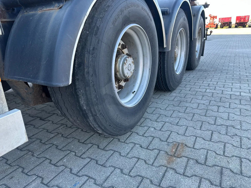 Konteinerveduk/ Tõstukiga poolhaagis Van Hool 20FT/30FT, ADR (EX/II, EX/III, FL, OX, AT), SAF, drum, liftaxle, NL-Chassis: pilt 12 Konteinerveduk/ Tõstukiga poolhaagis Van Hool 20FT/30FT, ADR (EX/II, EX/III, FL, OX, AT), SAF, drum, liftaxle, NL-Chassis: pilt 12