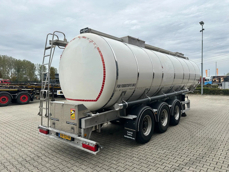Van Hool FOOD / RVS chassis / empty weight: 5.860kg / 29.500L / 1-comp.+ 1 baffel / discbrakes / NL / APK: 05/2026 - Tsistern poolhaagis: pilt 3 Van Hool FOOD / RVS chassis / empty weight: 5.860kg / 29.500L / 1-comp.+ 1 baffel / discbrakes / NL / APK: 05/2026 - Tsistern poolhaagis: pilt 3