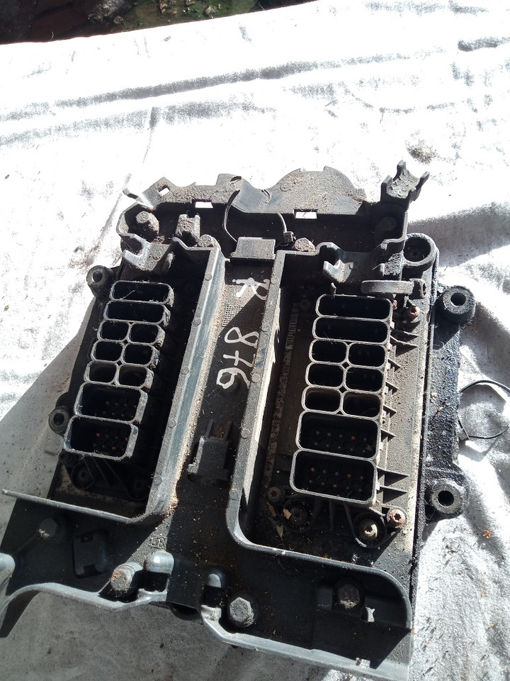 EDC Scania R420 DT1212 1784875 - Mootori juhtimisseade - Veoauto: pilt 2 EDC Scania R420 DT1212 1784875 - Mootori juhtimisseade - Veoauto: pilt 2