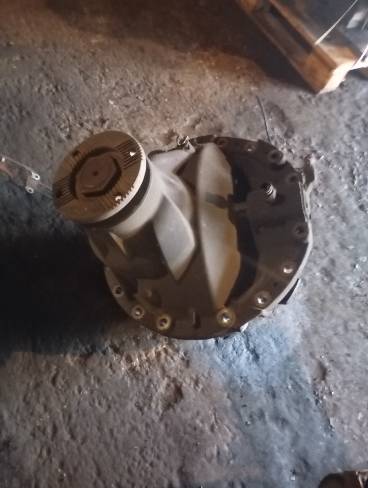 Volvo FH4 - Diferentsiaalvarustus: pilt 2 Volvo FH4 - Diferentsiaalvarustus: pilt 2