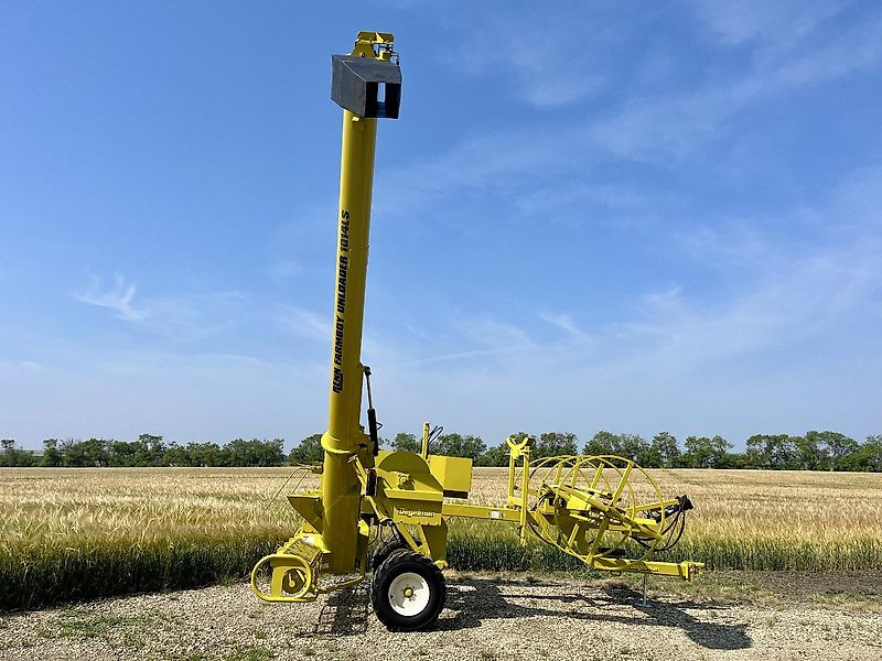 Degelman RENN FARMBOY UNLOADER 1014LS - Põllutööseade: pilt 1 Degelman RENN FARMBOY UNLOADER 1014LS - Põllutööseade: pilt 1