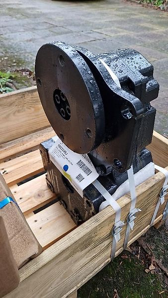 Zuidberg Frontzapfwelle zum Case PUMA / PUMA CVX / STEYR CVT - Varuosa - Traktor: pilt 3 Zuidberg Frontzapfwelle zum Case PUMA / PUMA CVX / STEYR CVT - Varuosa - Traktor: pilt 3