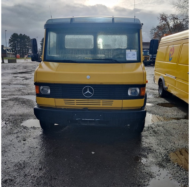 Mercedes-Benz 609 - Treilerveoauto: pilt 2 Mercedes-Benz 609 - Treilerveoauto: pilt 2