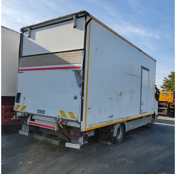 Mercedes-Benz 818 - Kasti veoauto: pilt 3 Mercedes-Benz 818 - Kasti veoauto: pilt 3