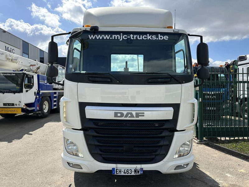 DAF CF 460 4x2 19T MARREL ABROLLKIPPER HAKEN - 5.10M + 1.30M Ausziehbarer Stoßstange - EURO 6 - 13L ENGINE - ZF AUTO - Konkstõstukiga veoauto: pilt 2 DAF CF 460 4x2 19T MARREL ABROLLKIPPER HAKEN - 5.10M + 1.30M Ausziehbarer Stoßstange - EURO 6 - 13L ENGINE - ZF AUTO - Konkstõstukiga veoauto: pilt 2