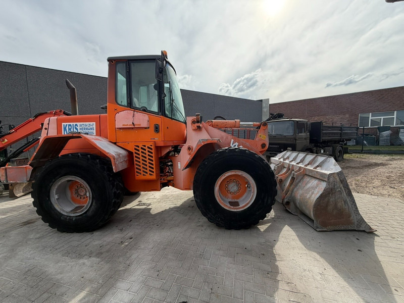 Hitachi W130 4x4 WHEEL LOADER - 13T - 11.082 HOURS - CE - BELGIAN MACHINE - Rataslaadur: pilt 5 Hitachi W130 4x4 WHEEL LOADER - 13T - 11.082 HOURS - CE - BELGIAN MACHINE - Rataslaadur: pilt 5