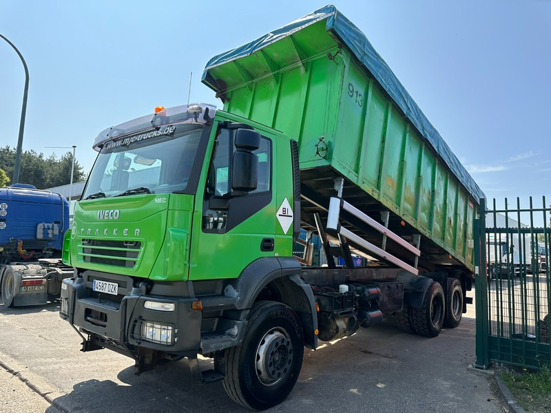 Iveco TRAKKER 310 6x4 STEEL TIPPER / KIPPER 35m³ - MANUAL ZF - BIG AXLES / HUB REDUCTION - STEEL SPRING / BLATT / LAMES - Kallurauto: pilt 3 Iveco TRAKKER 310 6x4 STEEL TIPPER / KIPPER 35m³ - MANUAL ZF - BIG AXLES / HUB REDUCTION - STEEL SPRING / BLATT / LAMES - Kallurauto: pilt 3
