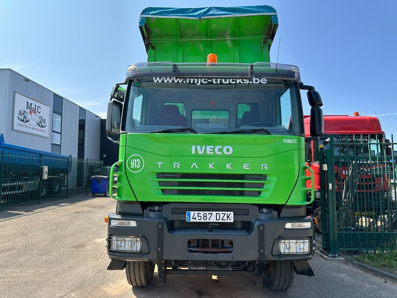 Iveco TRAKKER 310 6x4 STEEL TIPPER / KIPPER 35m³ - MANUAL ZF - BIG AXLES / HUB REDUCTION - STEEL SPRING / BLATT / LAMES - Kallurauto: pilt 2 Iveco TRAKKER 310 6x4 STEEL TIPPER / KIPPER 35m³ - MANUAL ZF - BIG AXLES / HUB REDUCTION - STEEL SPRING / BLATT / LAMES - Kallurauto: pilt 2