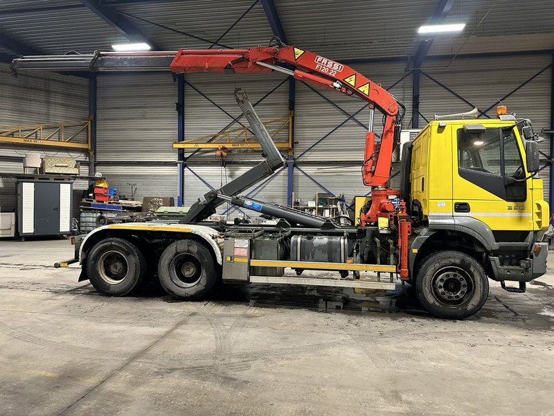 Konkstõstukiga veoauto, Kraanaga veoauto Iveco TRAKKER 350 6x4 HOOKLIFT + CRANE FASSI F120.22 (5/6 F) - *342.000km* - STEEL SPRING / BIG AXLES - AS TRONIC AUTOMATIC GEARBOX: pilt 15