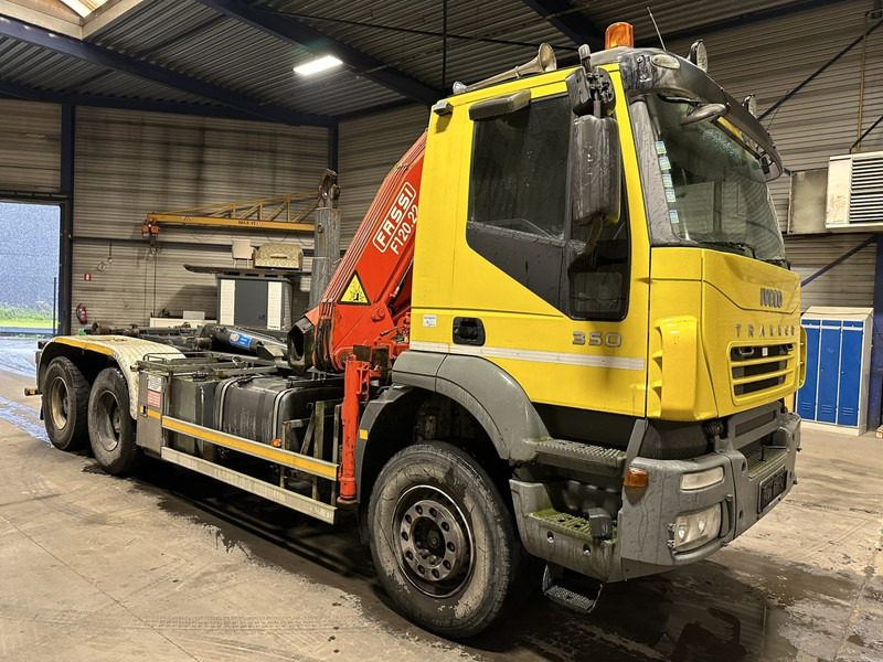 Konkstõstukiga veoauto, Kraanaga veoauto Iveco TRAKKER 350 6x4 HOOKLIFT + CRANE FASSI F120.22 (5/6 F) - *342.000km* - STEEL SPRING / BIG AXLES - AS TRONIC AUTOMATIC GEARBOX: pilt 7