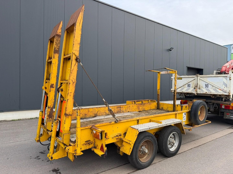 Louault R2CAS06 6T LOWLOADER / TIEFLADER / PORTE CHAR - HYDR RAMPS - STEEL SPRING / LAMES / BLATT - Madal platvorm järelhaagis: pilt 3 Louault R2CAS06 6T LOWLOADER / TIEFLADER / PORTE CHAR - HYDR RAMPS - STEEL SPRING / LAMES / BLATT - Madal platvorm järelhaagis: pilt 3