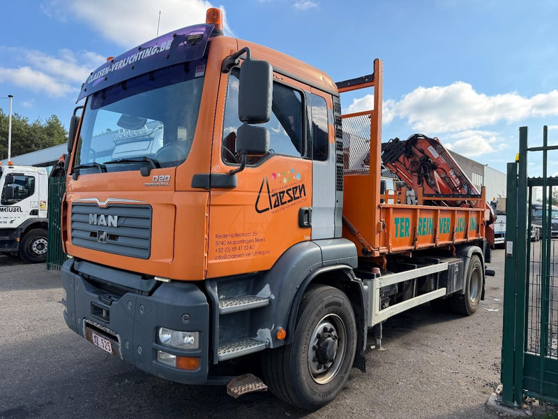 MAN TGA 18.310 4x4 Hydro-drive 2-SEITEN KIPPER + KRAN ATLAS 165 (4x) + RADIO - BE truck - Kallurauto, Kraanaga veoauto: pilt 3 MAN TGA 18.310 4x4 Hydro-drive 2-SEITEN KIPPER + KRAN ATLAS 165 (4x) + RADIO - BE truck - Kallurauto, Kraanaga veoauto: pilt 3