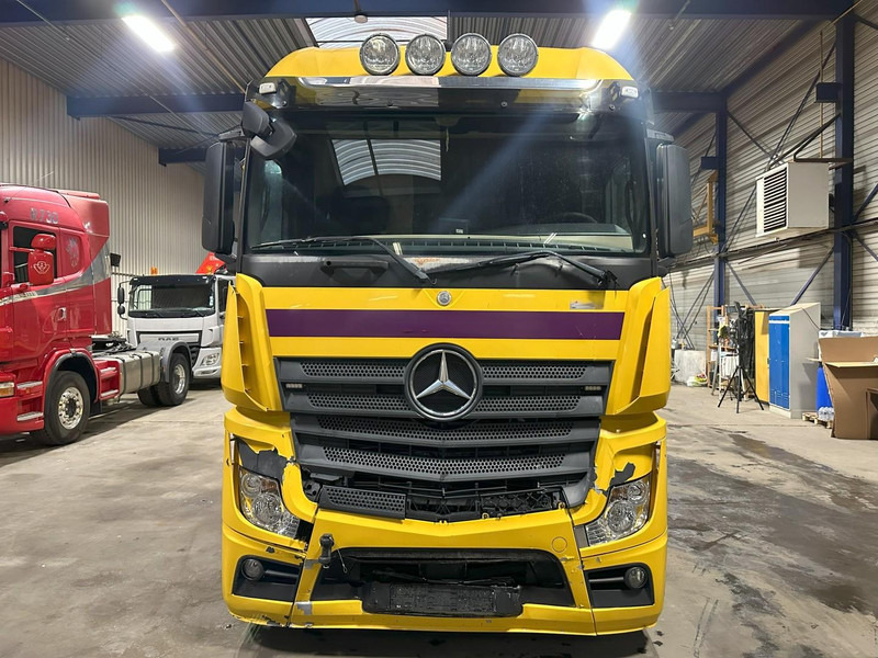 Mercedes-Benz ACTROS 2745 6x2 OPRIJWAGEN / AUTOTRANSPORTER / MACHINE TRANSPORTER - WINCH - 6m10 - EURO 5 - LIFT AXLE - HYDR RAMPS - NL TRUCK - Puksiirauto: pilt 4 Mercedes-Benz ACTROS 2745 6x2 OPRIJWAGEN / AUTOTRANSPORTER / MACHINE TRANSPORTER - WINCH - 6m10 - EURO 5 - LIFT AXLE - HYDR RAMPS - NL TRUCK - Puksiirauto: pilt 4
