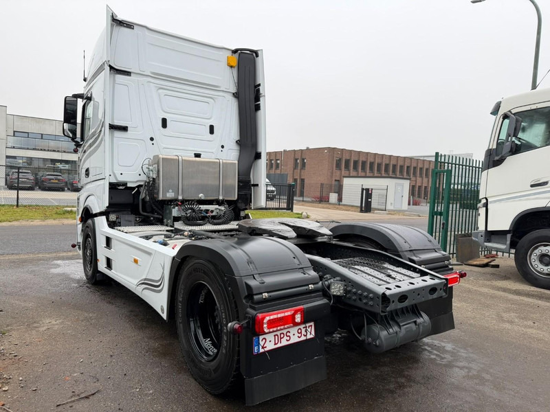 Mercedes-Benz ACTROS 1951L GIGASPACE - DOUBLE PTO - WALKING FLOOR / TIPPER - *146.000km* - LIKE NEW !!! - FULL SPOILERS + SIDESKIRTS - BE TRUCK - Sadulveok: pilt 5 Mercedes-Benz ACTROS 1951L GIGASPACE - DOUBLE PTO - WALKING FLOOR / TIPPER - *146.000km* - LIKE NEW !!! - FULL SPOILERS + SIDESKIRTS - BE TRUCK - Sadulveok: pilt 5