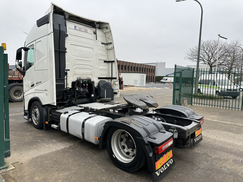 Volvo FH 460 MEGA LOWDECK - HEFSCHOTEL - 295/60R22.5 - FRIGO - SPOILERS - 2 TANKS - BE TRUCK - Sadulveok: pilt 4 Volvo FH 460 MEGA LOWDECK - HEFSCHOTEL - 295/60R22.5 - FRIGO - SPOILERS - 2 TANKS - BE TRUCK - Sadulveok: pilt 4