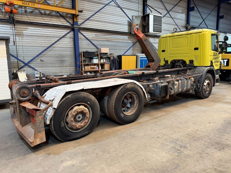 Scania 94G-260 6x2 HOOKLIFT - MANUAL - BE TRUCK - Konkstõstukiga veoauto: pilt 4 Scania 94G-260 6x2 HOOKLIFT - MANUAL - BE TRUCK - Konkstõstukiga veoauto: pilt 4