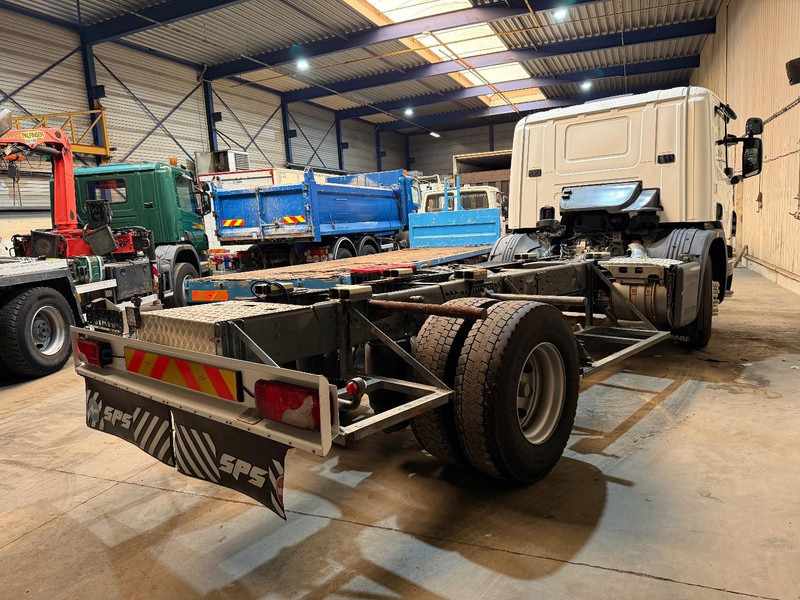 Scania P310 4x2 CHASSIS - ADR (ex tanker) - *322.000km* - AIR SUSPENSION - MANUAL - BE TRUCK - Tsisternauto: pilt 4 Scania P310 4x2 CHASSIS - ADR (ex tanker) - *322.000km* - AIR SUSPENSION - MANUAL - BE TRUCK - Tsisternauto: pilt 4