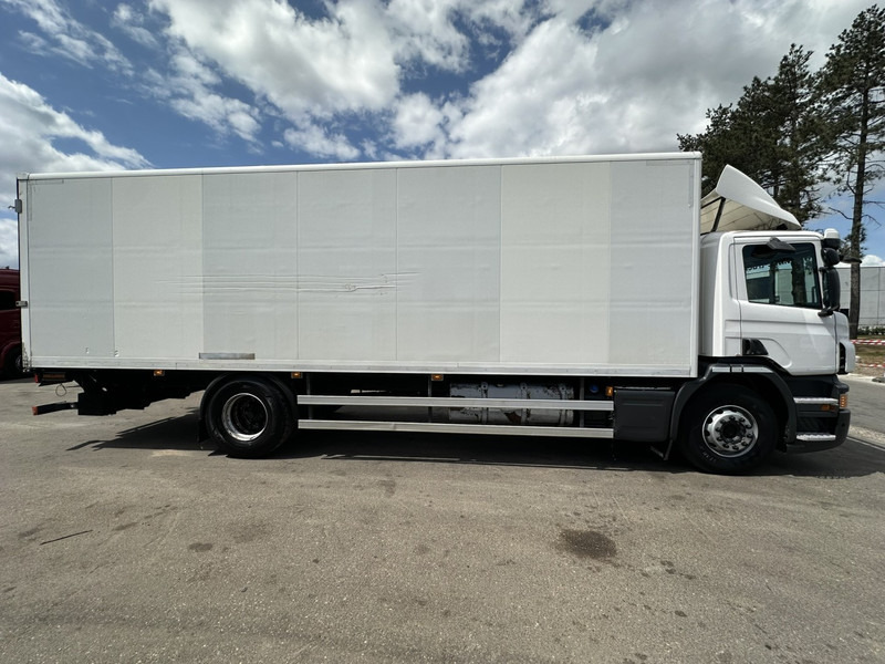 Scania P320 RETARDER - CLOSED BOX 8m25 x 2m47 x 2m30 - TAILLIFT 2000kg - EURO 6 - GOOD CONDITION - Kasti veoauto: pilt 4 Scania P320 RETARDER - CLOSED BOX 8m25 x 2m47 x 2m30 - TAILLIFT 2000kg - EURO 6 - GOOD CONDITION - Kasti veoauto: pilt 4