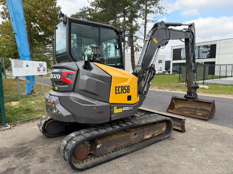 Volvo ECR 58 F FULL HYDR - 2911 H - HYDR QUICKHITCH - A/C - BLADE - CE - BE MACHINE - Miniekskavaator: pilt 3 Volvo ECR 58 F FULL HYDR - 2911 H - HYDR QUICKHITCH - A/C - BLADE - CE - BE MACHINE - Miniekskavaator: pilt 3