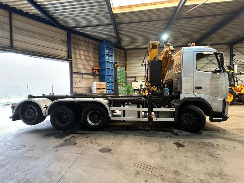 Volvo FH12-420 8x4 HOOKLIFT AJK + CRANE EFFER 250 - 3S - RADIO - TRIDEM LIFT + STEERING AXLE - I SHIFT - BE TRUCK - Konkstõstukiga veoauto, Kraanaga veoauto: pilt 4 Volvo FH12-420 8x4 HOOKLIFT AJK + CRANE EFFER 250 - 3S - RADIO - TRIDEM LIFT + STEERING AXLE - I SHIFT - BE TRUCK - Konkstõstukiga veoauto, Kraanaga veoauto: pilt 4