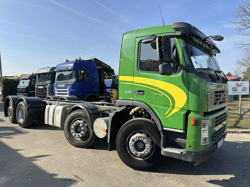 Volvo FM 340 8x2 CHASSIS (7m35) - LIFT+STEERING AXLE - MANUAL GEARBOX - EURO 3 - TÜV 05/2025 - BE TRUCK - Kabiinišassiiga veoauto: pilt 1 Volvo FM 340 8x2 CHASSIS (7m35) - LIFT+STEERING AXLE - MANUAL GEARBOX - EURO 3 - TÜV 05/2025 - BE TRUCK - Kabiinišassiiga veoauto: pilt 1