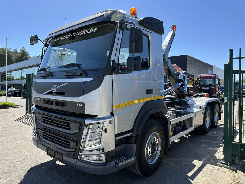 Volvo FM 420 6x4 AJK HOOKLIFT / HAAK 20T - 5760mm - WB 3m90 - *266.000km* - HUB REDUCTION / STEEL SUSPENSION - EURO 6 - BE TRUCK - Konkstõstukiga veoauto: pilt 3 Volvo FM 420 6x4 AJK HOOKLIFT / HAAK 20T - 5760mm - WB 3m90 - *266.000km* - HUB REDUCTION / STEEL SUSPENSION - EURO 6 - BE TRUCK - Konkstõstukiga veoauto: pilt 3