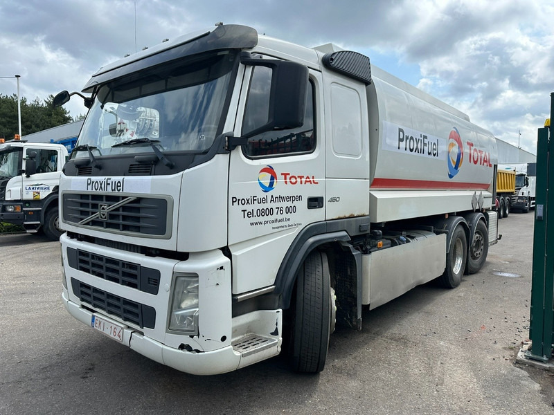 Volvo FM 450 6x2 19.000L - 5 COMP. FUEL TANKER / CITERNE - LIFT + STEERING AXLE - EURO 5 - - Tsisternauto: pilt 3 Volvo FM 450 6x2 19.000L - 5 COMP. FUEL TANKER / CITERNE - LIFT + STEERING AXLE - EURO 5 - - Tsisternauto: pilt 3