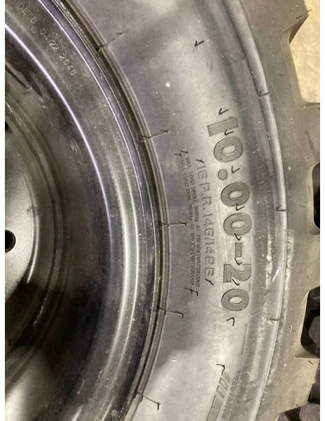 Apollo 1000 x 20 Set / 10.00 x 20: 4x2 Tyres - Rehvid ja veljed - Ehitusmasinad: pilt 2 Apollo 1000 x 20 Set / 10.00 x 20: 4x2 Tyres - Rehvid ja veljed - Ehitusmasinad: pilt 2