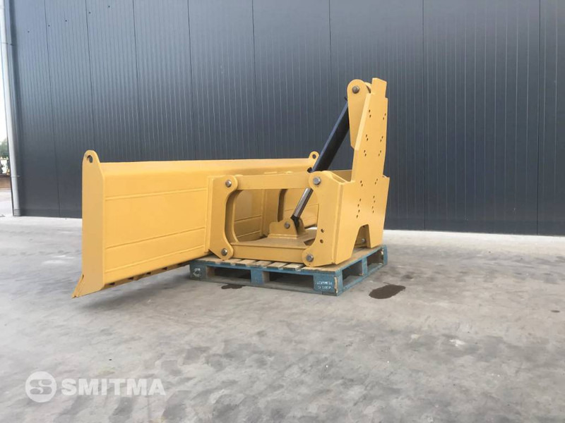 Uus Tera - Ehitusmasinad Cat 120M2: pilt 8