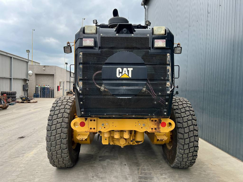 Cat 140M2 AWD - Teehöövel: pilt 3 Cat 140M2 AWD - Teehöövel: pilt 3