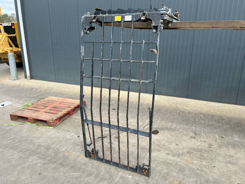 Cat 313E / M315F / 320F / 323E / 325F / 329E / 330F / - Kabiin ja interjöör - Ehitusmasinad: pilt 1 Cat 313E / M315F / 320F / 323E / 325F / 329E / 330F / - Kabiin ja interjöör - Ehitusmasinad: pilt 1