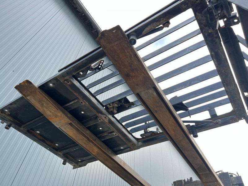 Cat 313E / M315F / 320F / 323E / 325F / 329E / 330F / - Kabiin ja interjöör - Ehitusmasinad: pilt 3 Cat 313E / M315F / 320F / 323E / 325F / 329E / 330F / - Kabiin ja interjöör - Ehitusmasinad: pilt 3