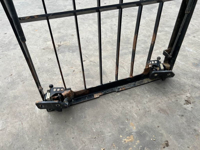 Cat 313E / M315F / 320F / 323E / 325F / 329E / 330F / - Kabiin ja interjöör - Ehitusmasinad: pilt 5 Cat 313E / M315F / 320F / 323E / 325F / 329E / 330F / - Kabiin ja interjöör - Ehitusmasinad: pilt 5