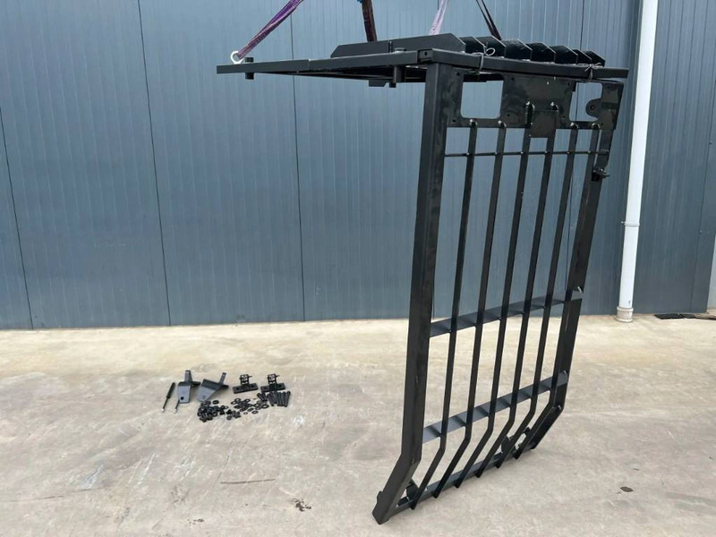 Cat 330C Guard - Kabiin ja interjöör - Ehitusmasinad: pilt 1 Cat 330C Guard - Kabiin ja interjöör - Ehitusmasinad: pilt 1