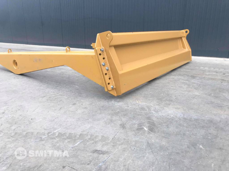 Cat 725C - Sabatõstuk - Ehitusmasinad: pilt 2 Cat 725C - Sabatõstuk - Ehitusmasinad: pilt 2