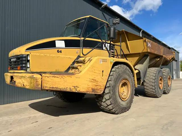 Cat 740 - Liigendkallur: pilt 1 Cat 740 - Liigendkallur: pilt 1