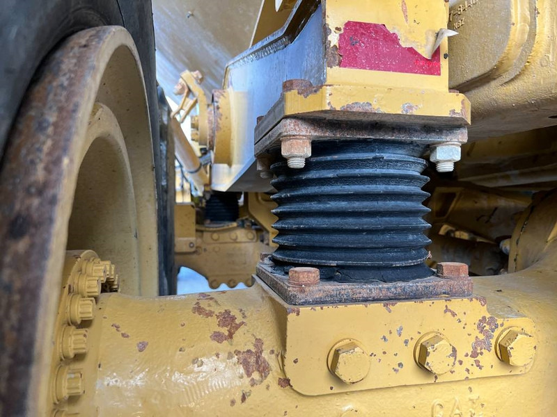 Cat 740 - Liigendkallur: pilt 5 Cat 740 - Liigendkallur: pilt 5