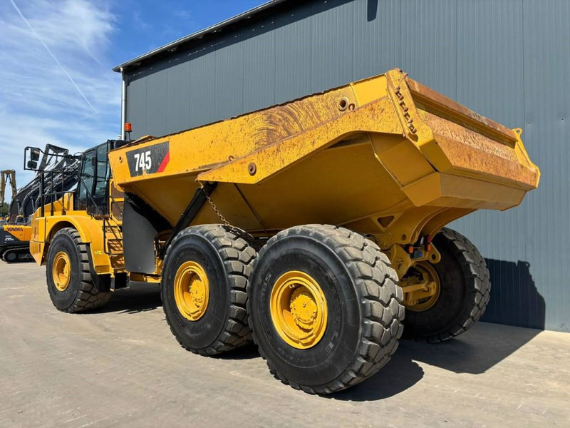 Cat 745 04A - Liigendkallur: pilt 2 Cat 745 04A - Liigendkallur: pilt 2