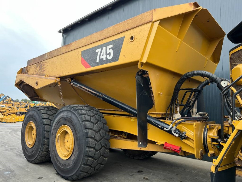 Cat 745 - Liigendkallur: pilt 5 Cat 745 - Liigendkallur: pilt 5