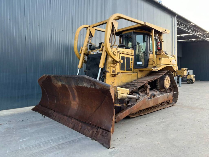 Cat D7H - Buldooser: pilt 1 Cat D7H - Buldooser: pilt 1