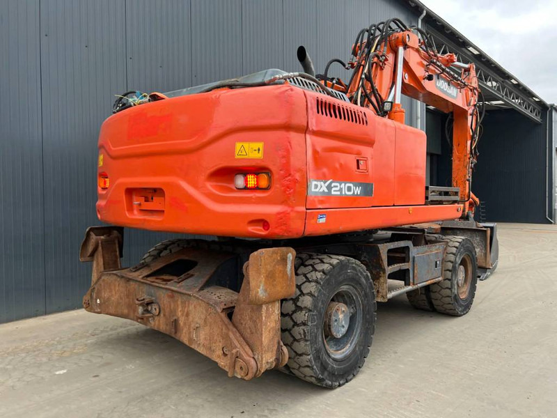 Doosan DX210W - Ratastel ekskavaator: pilt 4 Doosan DX210W - Ratastel ekskavaator: pilt 4