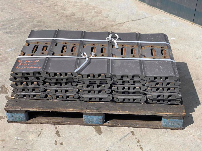 Hitachi EX270 / EX300 / EX310 Shoes/Pads - Raam/ Konstruktsioon - Ehitusmasinad: pilt 4 Hitachi EX270 / EX300 / EX310 Shoes/Pads - Raam/ Konstruktsioon - Ehitusmasinad: pilt 4
