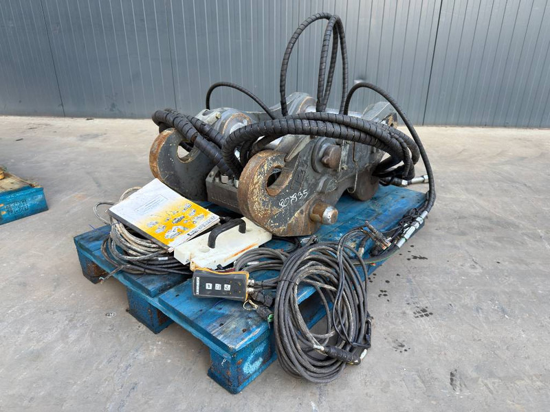 Liebherr SWA48 - 323F Likufix - Kiirühendus - Ehitusmasinad: pilt 1 Liebherr SWA48 - 323F Likufix - Kiirühendus - Ehitusmasinad: pilt 1