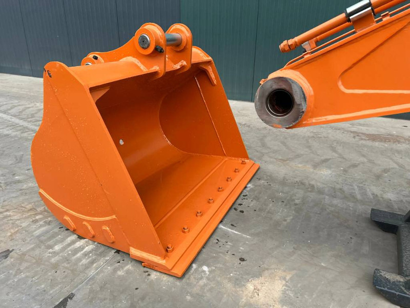 Hitachi ZX220 18m Set - Lisaseade - Ehitusmasinad: pilt 4 Hitachi ZX220 18m Set - Lisaseade - Ehitusmasinad: pilt 4