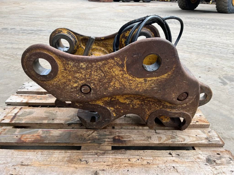 Miller Caterpillar 311D / 312D / 312E / 313F / 314D / 314 - Kiirühendus - Ehitusmasinad: pilt 4 Miller Caterpillar 311D / 312D / 312E / 313F / 314D / 314 - Kiirühendus - Ehitusmasinad: pilt 4