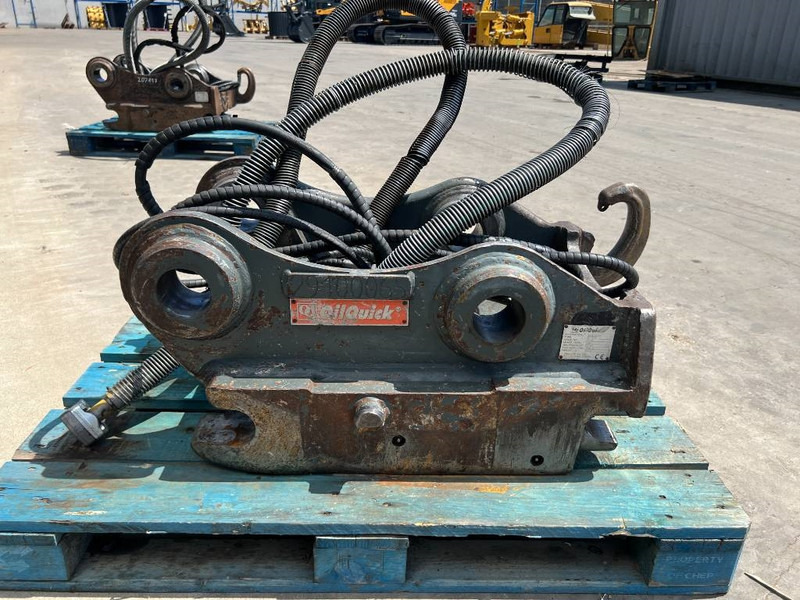 OilQuick OQ70/55 - 323E - Kiirühendus - Ehitusmasinad: pilt 4 OilQuick OQ70/55 - 323E - Kiirühendus - Ehitusmasinad: pilt 4