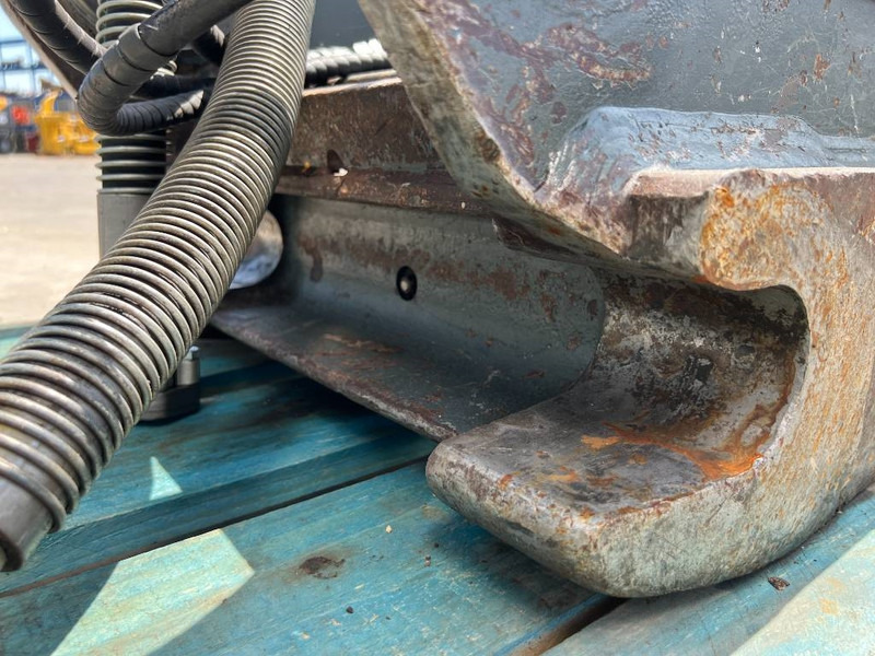 Kiirühendus - Ehitusmasinad OilQuick OQ70/55 - 323E: pilt 13 Kiirühendus - Ehitusmasinad OilQuick OQ70/55 - 323E: pilt 13